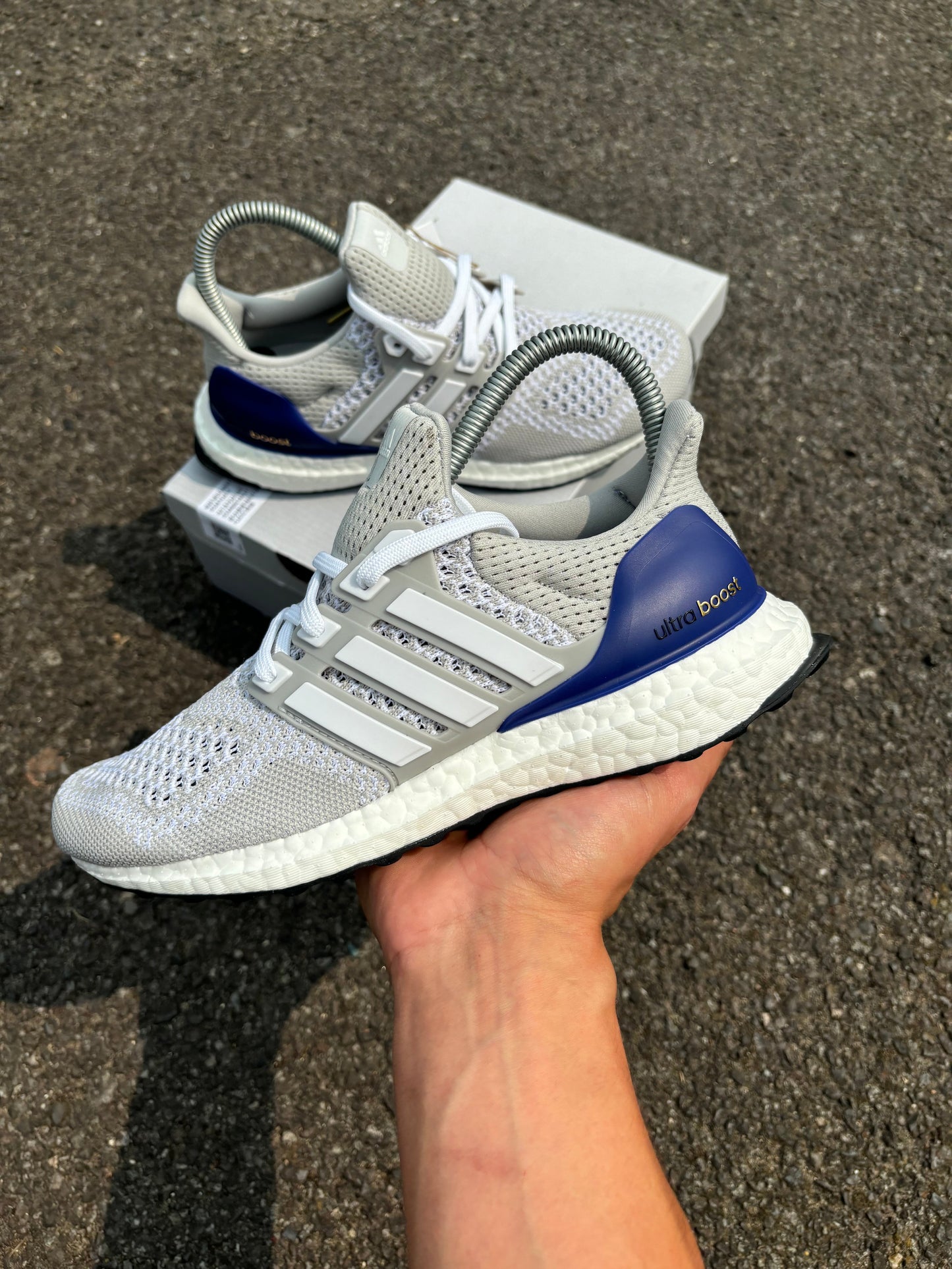 Adidas Ultra Boost 5.0 DNA White Turbo